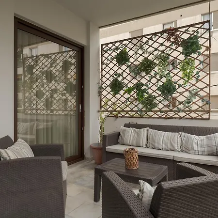 Spacious & 2br In Agia Paraskevi Apartment Athen