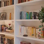 Апартаменты Spacious & 2br In Agia Paraskevi *