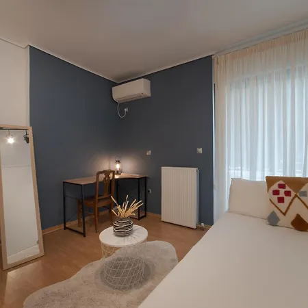 Spacious & 2br In Agia Paraskevi Athènes