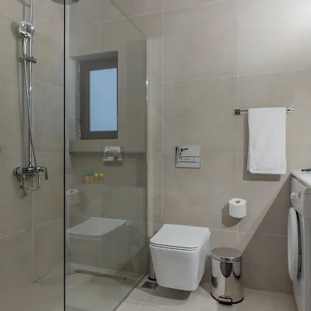 아파트 Spacious & 2br In Agia Paraskevi 아테네