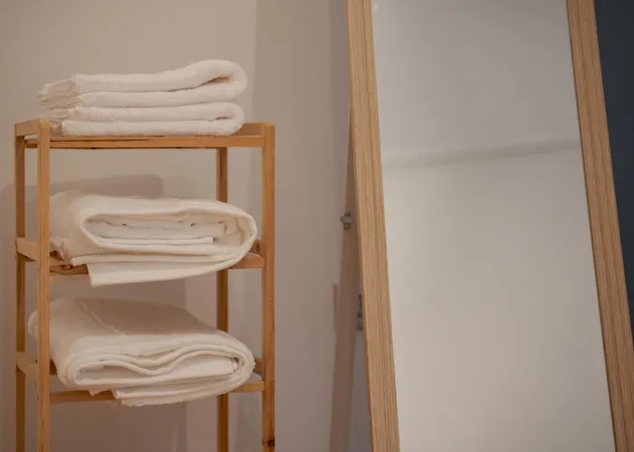 Spacious & 2br In Agia Paraskevi *