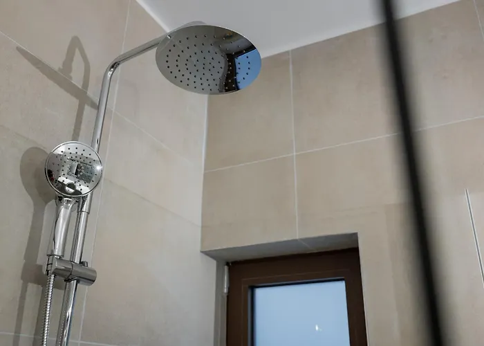 Spacious & 2br In Agia Paraskevi Lägenhet