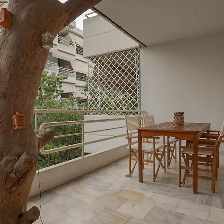 Διαμέρισμα Spacious & 2br In Agia Paraskevi *